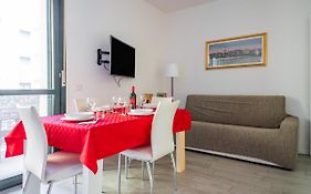 Parma Residential Apartment Con Balcone